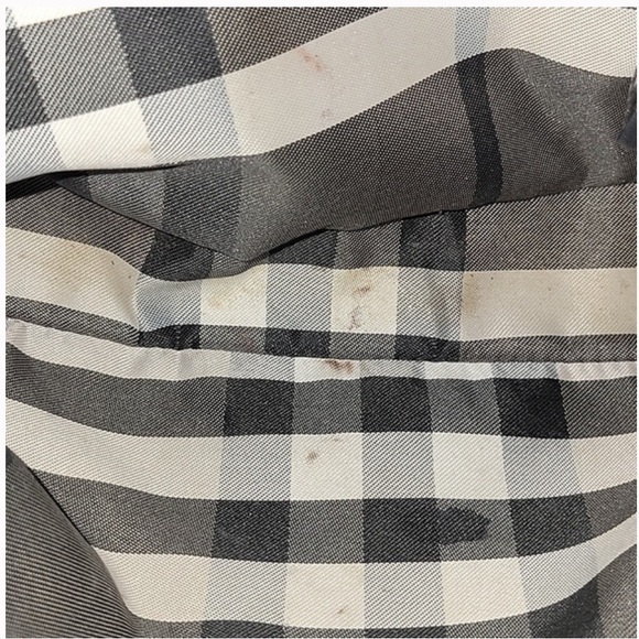 COPY - Burberry - Black Patent Leather Bag - Picture 8 of 8